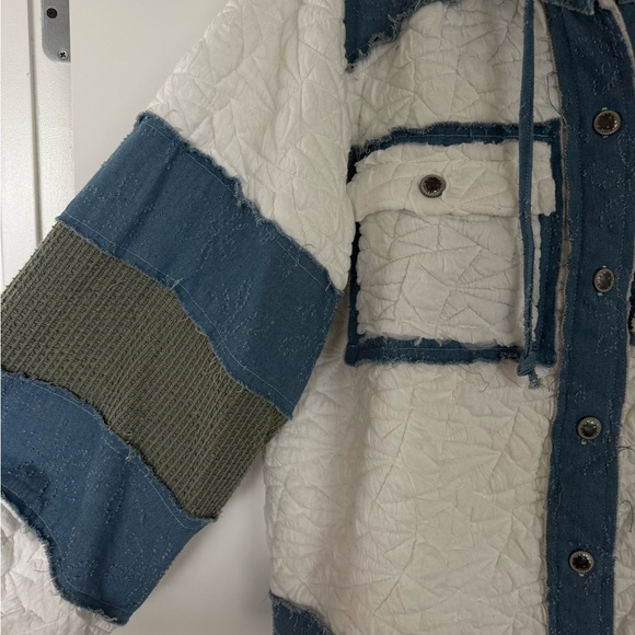 POL Never Leaving Quilted Jacket - Light Blue & White - Picture 6 of 6